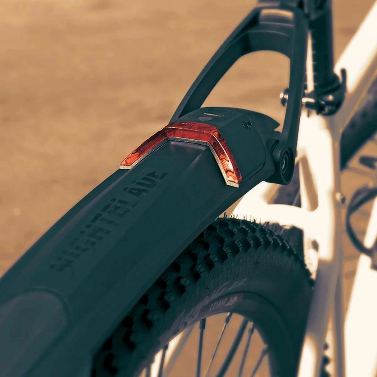 SKS Nightblade 29" - Schutzblech Mit Integriertem StVZO Rücklicht 4 SKS Nightblade 29" - Schutzblech Mit Integriertem StVZO Rücklicht – Bild 2