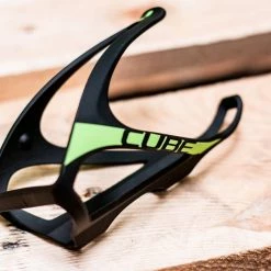Cube Flaschenhalter HPP Matt Black N Classic Green -Ergon Verkäufe 13018 cube flaschenhalter matt black classic green 2 1280x1280