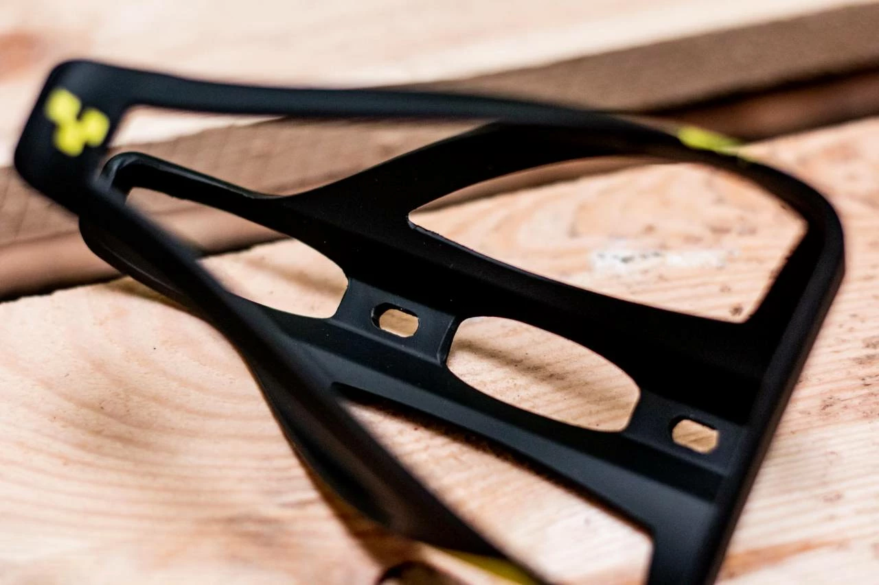 Cube Flaschenhalter HPP Matt Black N Flashyellow 6 Cube Flaschenhalter HPP Matt Black N Flashyellow – Bild 4