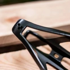 Cube Flaschenhalter HPP Matt Irridium N Glossy Black -Ergon Verkäufe 13098 cube flaschenhalter hpp mattt irridium glossy black 2 1280x1280