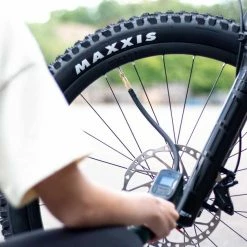 Bosch EasyPump Akku-Druckluftpumpe - Fahrradpumpe -Ergon Verkäufe 88574 Bosch EasyPump Akku Druckluftpumpe Fahrradpumpe 2 1280x1280