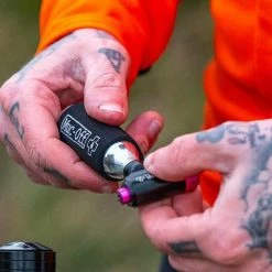 Muc-Off MTB Inflator Kit Pink Nos -Ergon Verkäufe MU 20117 Muc Off MTB Inflator Kit pink nos 03 1280x1280