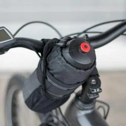 RAVE Lenker Iso-Flaschentasche, Getränkehalter Für Fahrrad & E-Bike 16 RAVE Lenker Iso-Flaschentasche, Getränkehalter Für Fahrrad & E-Bike -Ergon Verkäufe R100128 RAVE Lenker Iso Flaschentasche 08 1280x1280